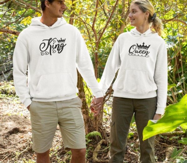 Adorable King and Queen Valentine's Day Matching Outfits for Couples