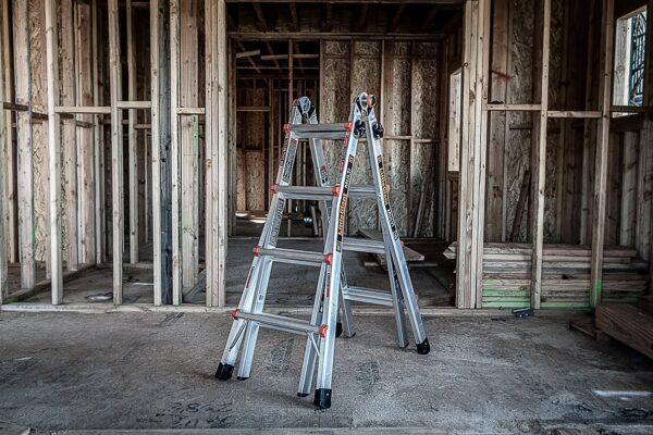 Little Giant Ladders M17 Multi 18-Feet Reach Type 1A - 300 lbs. Load Capacity Telescoping Multi-Position Ladder - Image 10