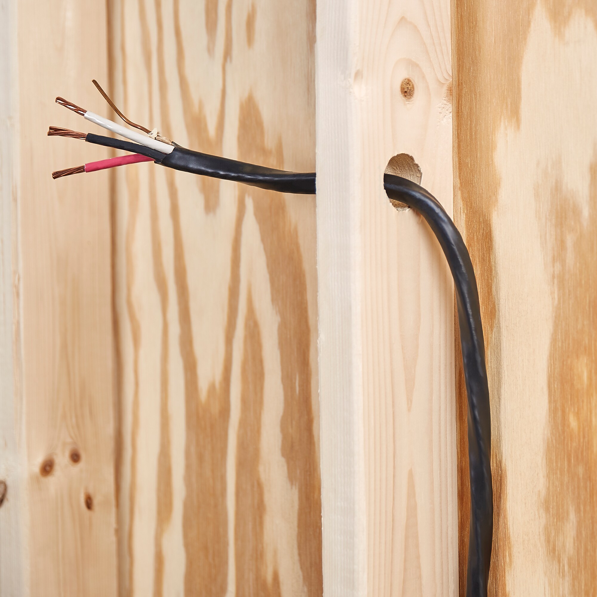 Southwire 50-Feet 6 / 3 / Romex SIMpull Stranded Indoor CU NM-B W/G Individual pack ( By-the-roll ) - Image 2