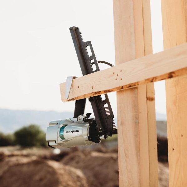 Metabo HPT 3-1/2-in 30 -Degree Pneumatic Framing Nailer - Image 4