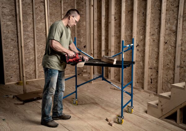 Werner Steel 4-Feet H x 4-Feet L 500-lbs. Capacity Baker scaffold - Image 4