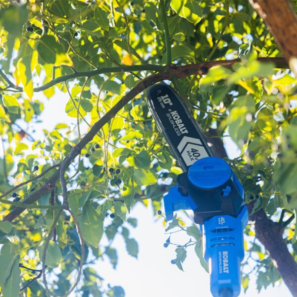 Kobalt Gen4 40-volt 10-in 2 Ah Battery Pole Saw (Battery and Charger Included) - Image 10
