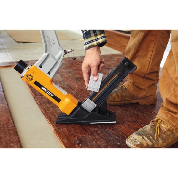Bostitch Bulldog 2-in 16 -Gauge Pneumatic Flooring Nailer - Image 4