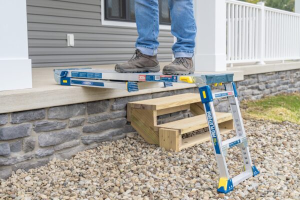 Werner Pro Linking Platform Aluminum 1.7-Feet H x 3.9-Feet L 300-lbs. Capacity Work platform - Image 8