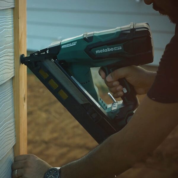 Metabo HPT 2-1/2-in 15 -Gauge Cordless Angled Finish Nailer ( Battery Included ) - Image 7