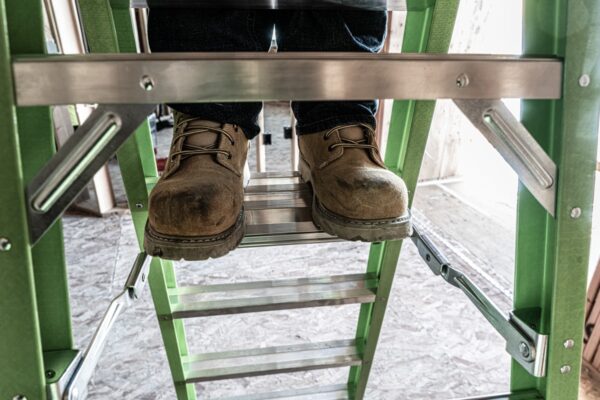 Little Giant Ladders A-Force300 6-Feet ( 10.3-Feet Reach Height ) Fiberglass Type 1A - 300 lbs. Load Capacity Step ladder - Image 8