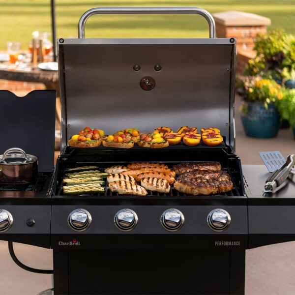 Charbroil Performance Series Black 4-Burner Liquid Propane Gas Grill with 1 Side Burner - Image 10