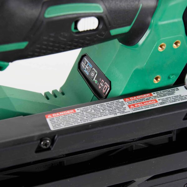 Metabo HPT MultiVolt 3-1/2-in 30 -Degree Cordless Clip head/Roundhead Framing Nailer ( Battery Included ) - Image 8