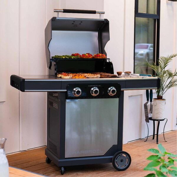 Charbroil Commercial Series Grill and Griddle Combo Stainless Steel 3-Burner Infrared Liquid Propane and Natural Gas Grill - Image 10