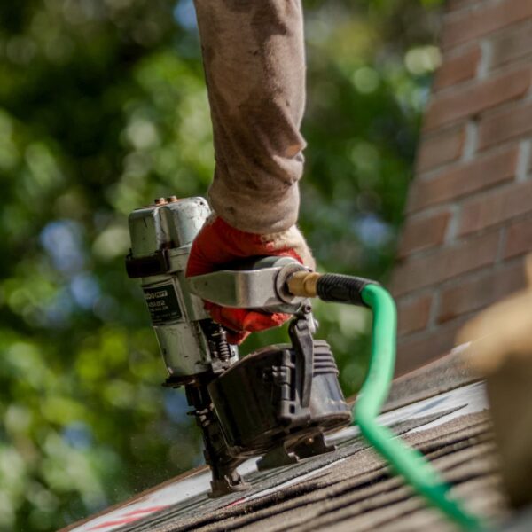 Metabo HPT BONUS 18V Triple Hammer Bolt Impact Driver and 1-3/4-in 15 -Degree Pneumatic Coil Roofing Nailer ( Charger Included ) - Image 4