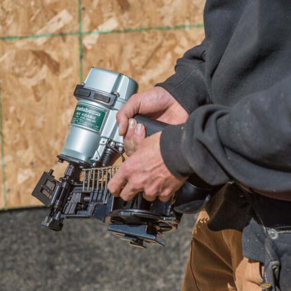 Metabo HPT BONUS 18V Triple Hammer Bolt Impact Driver and 1-3/4-in 15 -Degree Pneumatic Coil Roofing Nailer ( Charger Included ) - Image 7