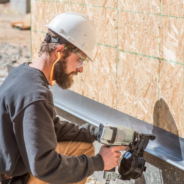 Metabo HPT BONUS 18V Triple Hammer Bolt Impact Driver and 1-3/4-in 15 -Degree Pneumatic Coil Roofing Nailer ( Charger Included ) - Image 6