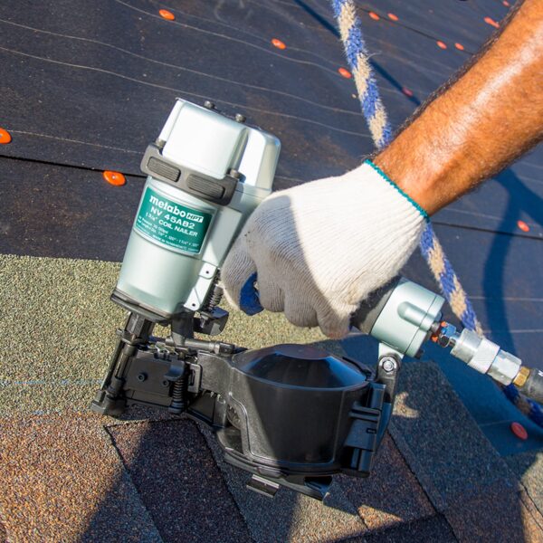 Metabo HPT BONUS 18V Triple Hammer Bolt Impact Driver and 1-3/4-in 15 -Degree Pneumatic Coil Roofing Nailer ( Charger Included ) - Image 3
