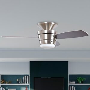 Harbor Breeze Mazon 44-Inches Brushed Nickel with Brushed Nickel/Black Blades Integrated LED Fixture Indoor Flush mount Standard Ceiling Fan With Light and Remote ( 3 -Blade)