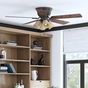 Harbor Breeze Centreville 52-Inches Oil-Rubbed Bronze with Auburn/Mink Blades Indoor Flush mount Standard Ceiling Fan With Light ( 5 -Blade)