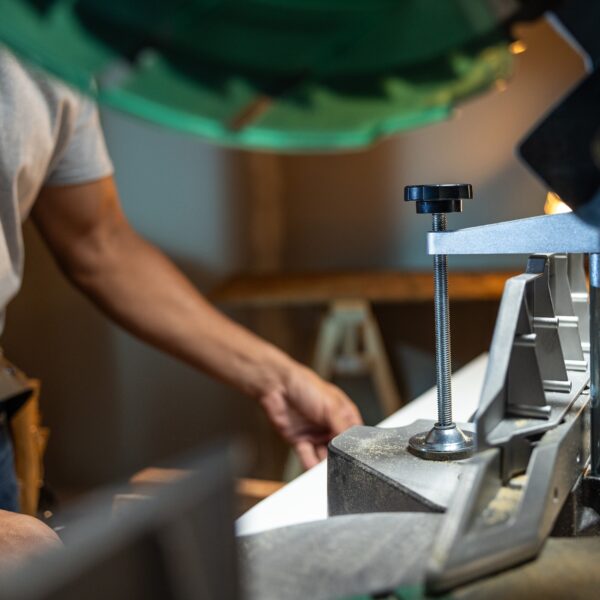 Metabo HPT 12-in 15-Amps Dual Bevel Sliding Compound Corded Miter Saw - Image 6