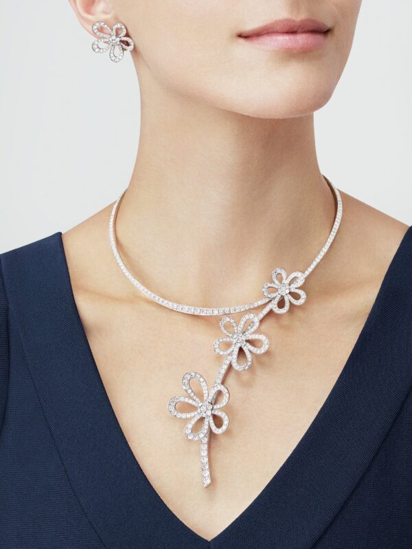 Toxse Flowerlace Diamonds Earrings - Image 3