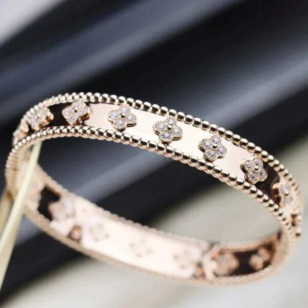 Toxse Clover Bracelet 8Mm Diamonds - Image 3