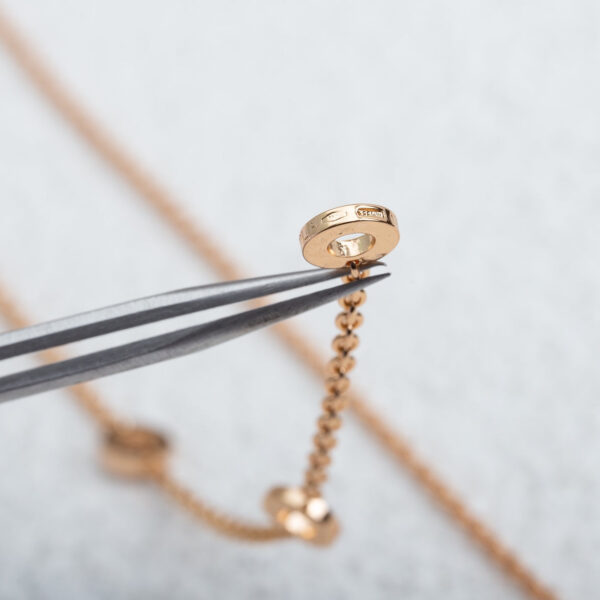 Toxse Parentesi Necklace Pink Gold - Image 6