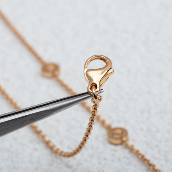 Toxse Parentesi Necklace Pink Gold Diamond - Image 7
