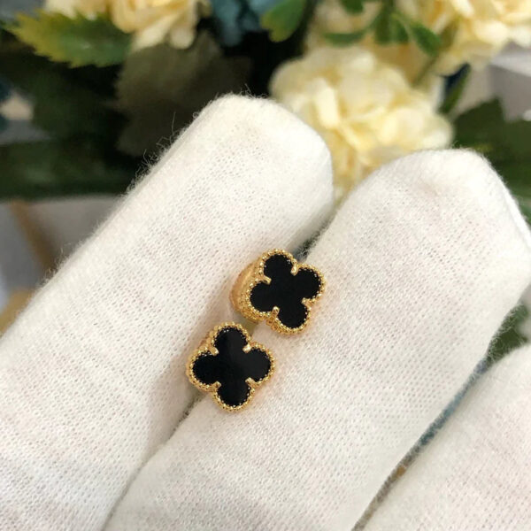 Toxse Clover Mini Gold Earrings - Image 2