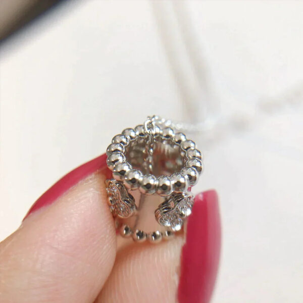 Toxse Clover Silver Necklace - Image 2