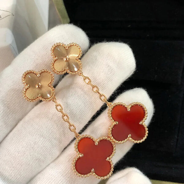 Toxse Clover Earrings Gold And Carnelian - Image 3