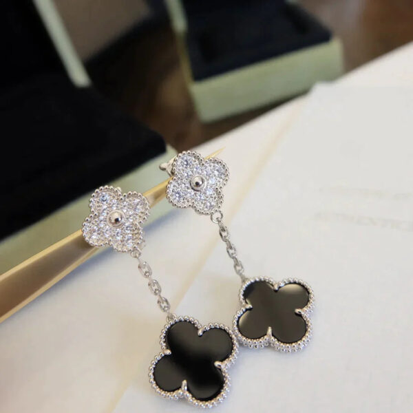 Toxse Clover Diamond And Onyx Earrings - Image 4