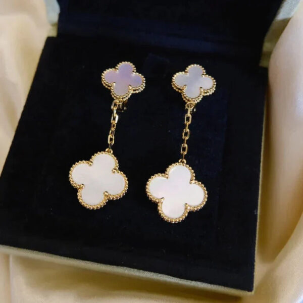 Toxse Clover White Mop Earrings 2 Motifs - Image 2
