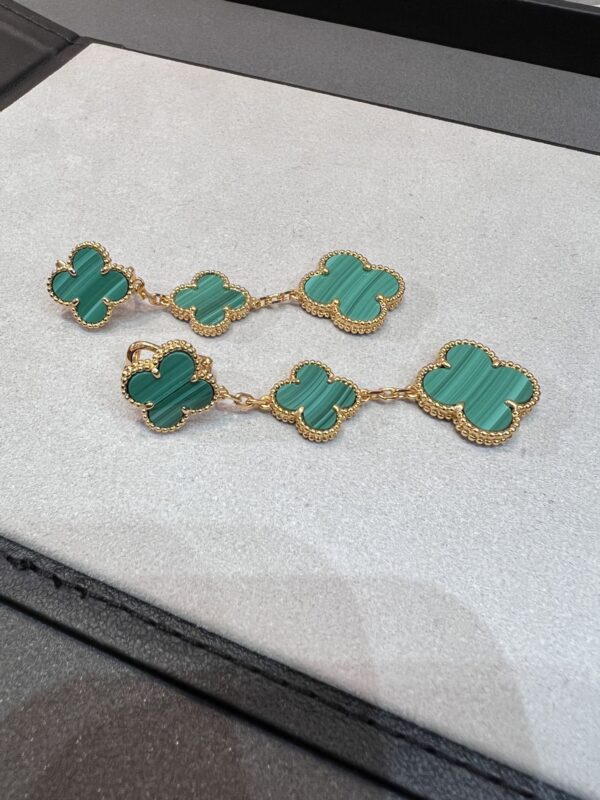 Toxse Clover Malachite 3 Motifs Gold Earrings - Image 4