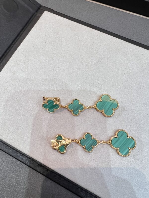 Toxse Clover Malachite 3 Motifs Gold Earrings - Image 7