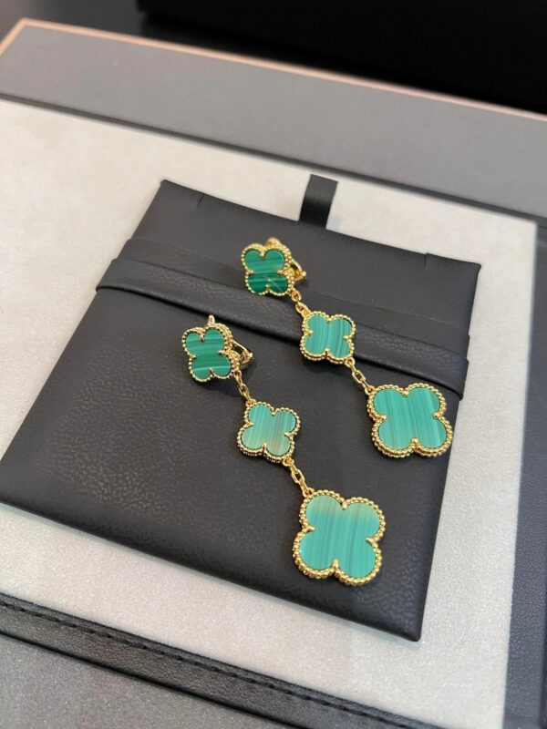 Toxse Clover Malachite 3 Motifs Gold Earrings - Image 8