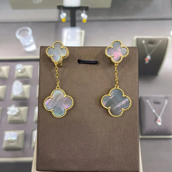 Toxse Clover 2 Motifs Gold Earrings - Image 10