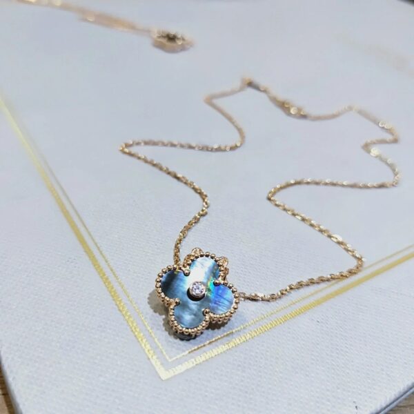 Toxse Clover Gold Dark Mop Clover Necklace - Image 4