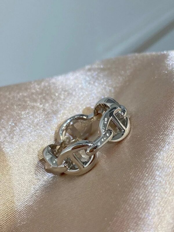 Toxse Enchainee Ring Silver - Image 7