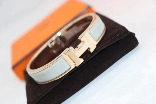 Toxse H Light Blue Bracelet - Image 5