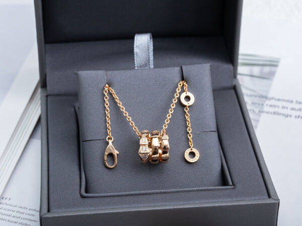 Toxse Serpenti Pink Gold Necklace Diamond - Image 4