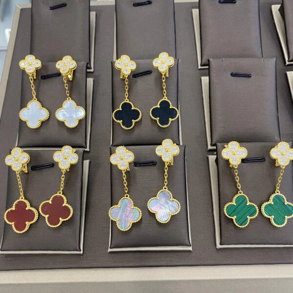 Toxse Clover 2 Motifs Diamond Gold Earrings - Image 2