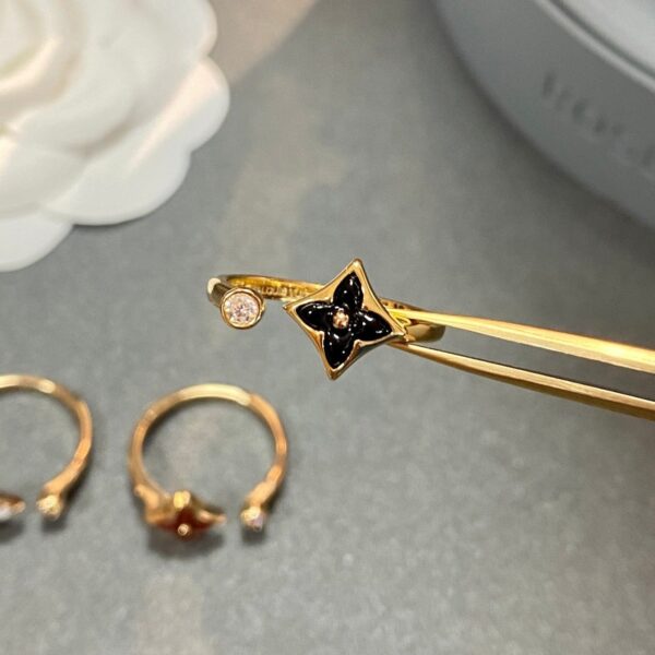 Toxse Star 1 Diamond Open Ring - Image 5