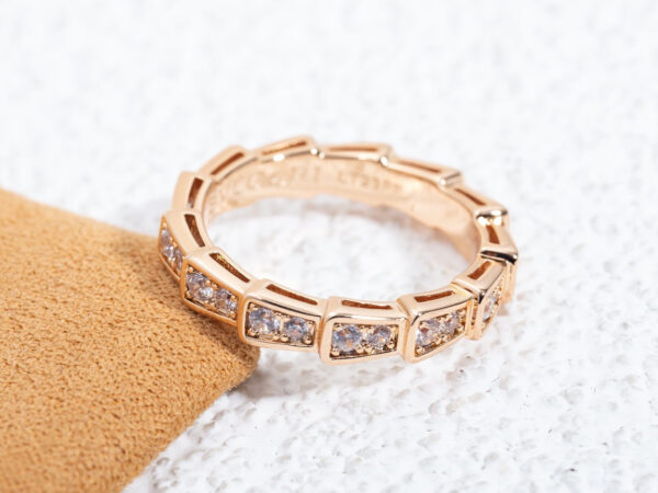 Toxse Serpenti Ring Pink Gold Diamond Paved 3Mm - Image 9