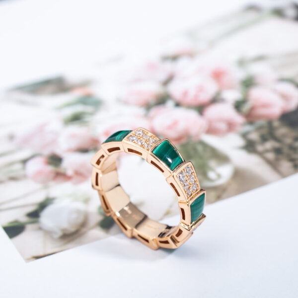 Toxse Serpenti Ring Pink Gold Malachite Diamond Paved 4Mm - Image 9