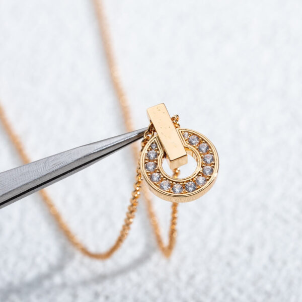 Toxse Gari Necklace Pink Gold Diamond - Image 5