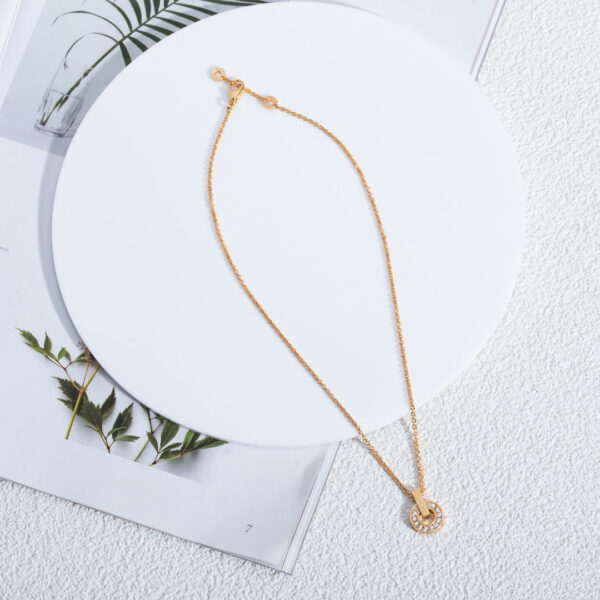 Toxse Gari Necklace Pink Gold Diamond - Image 6