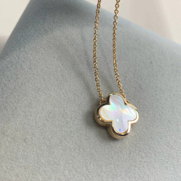 Toxse Pure Clover Pink Gold Mop Necklace - Image 4