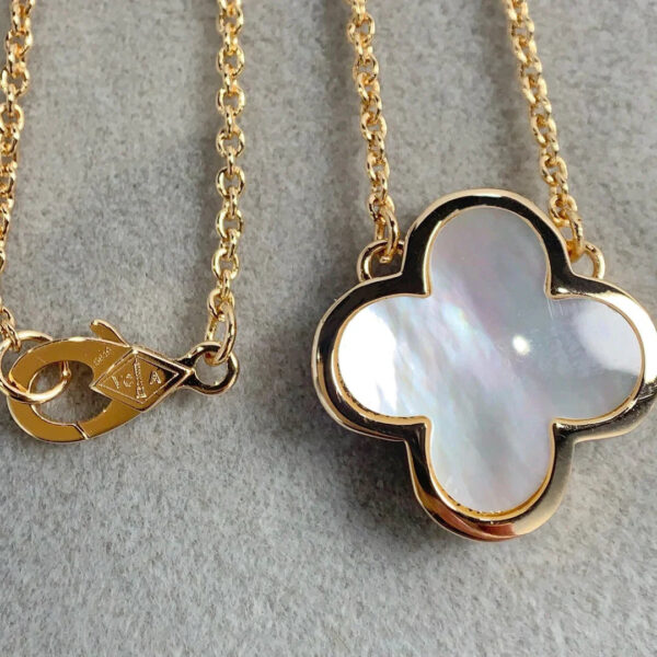 Toxse Pure Clover Pink Gold Mop Necklace - Image 6