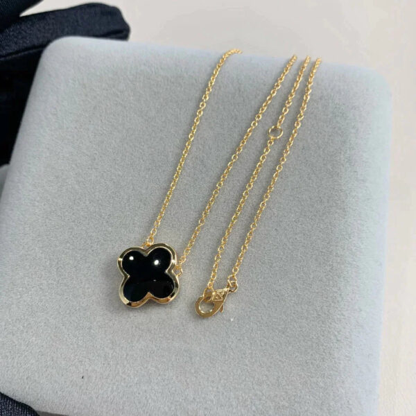 Toxse Pure Clover Pink Gold Onyx Necklace - Image 3