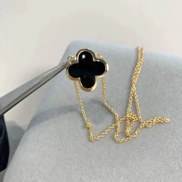 Toxse Pure Clover Pink Gold Onyx Necklace - Image 5