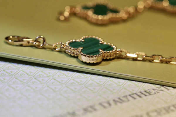 Toxse Clover Malachite Bracelet 5 Motifs - Image 5