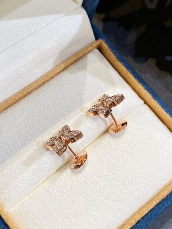 Toxse Star Diamond Earrings - Image 3