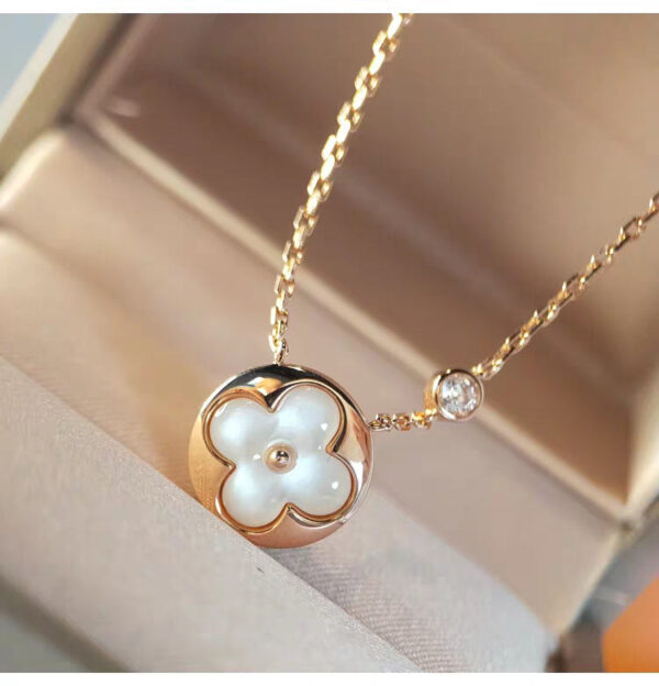 Toxse Sun Mop Gold 1 Diamond Necklace
